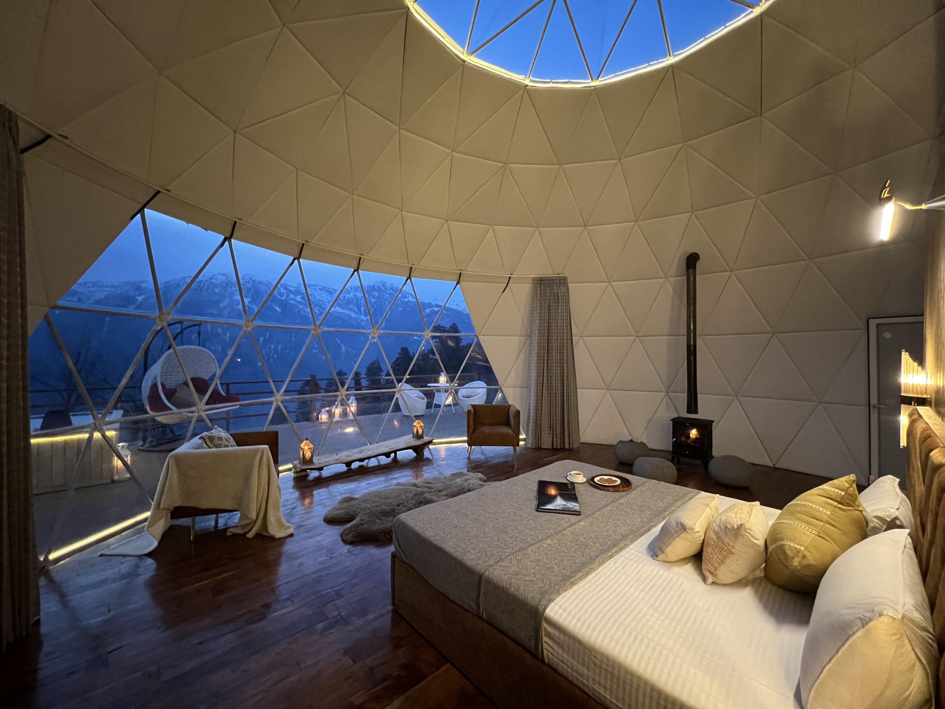 Luxury Room | Premium bedding, desk, laptop workspace, free WiFi