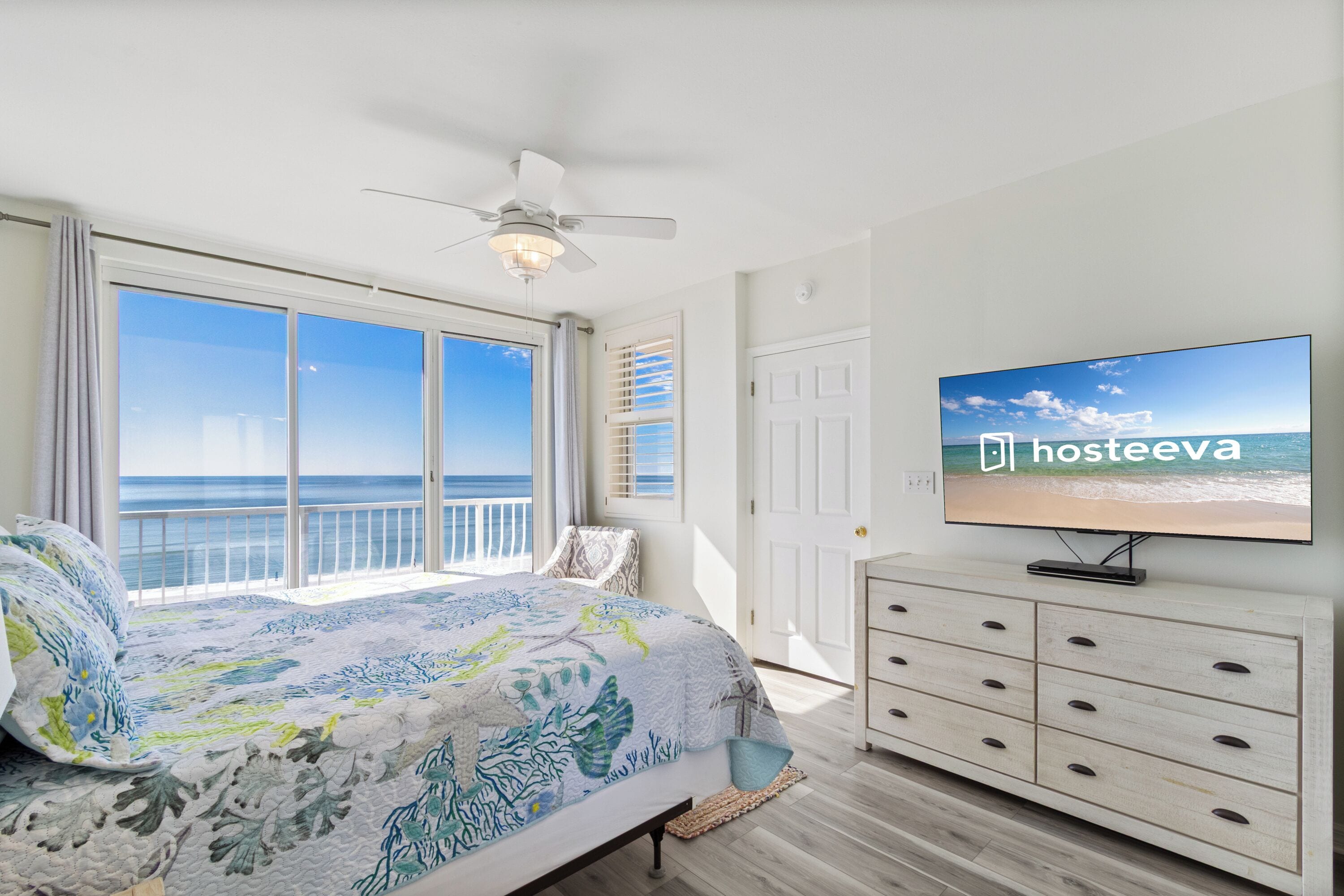 Condo Confort, 3 habitaciones, balcón, vista al océano | Decoración personalizada y muebles diferentes 