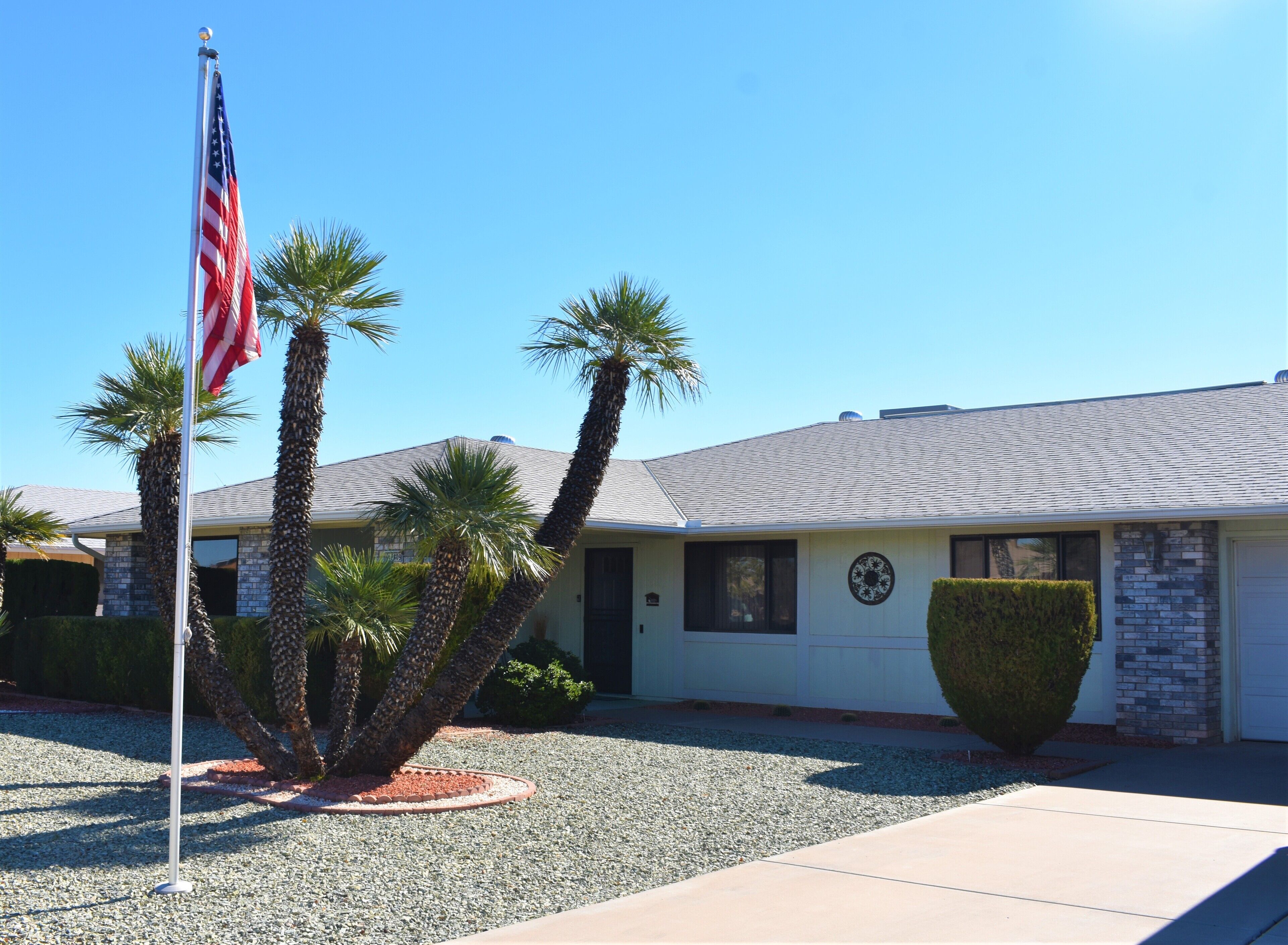 Clean spacious home in quiet 55+ resort community.