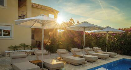 Villa Demeter - Private and relaxing, close to beaches and the village of Skala