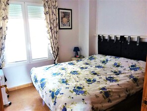 1 chambre, Wi-Fi gratuit, draps fournis