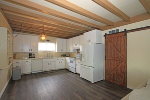 House, Multiple Beds, Hot Tub, Mountain View | Interior - Twice as Nice (Twentynine Palms)