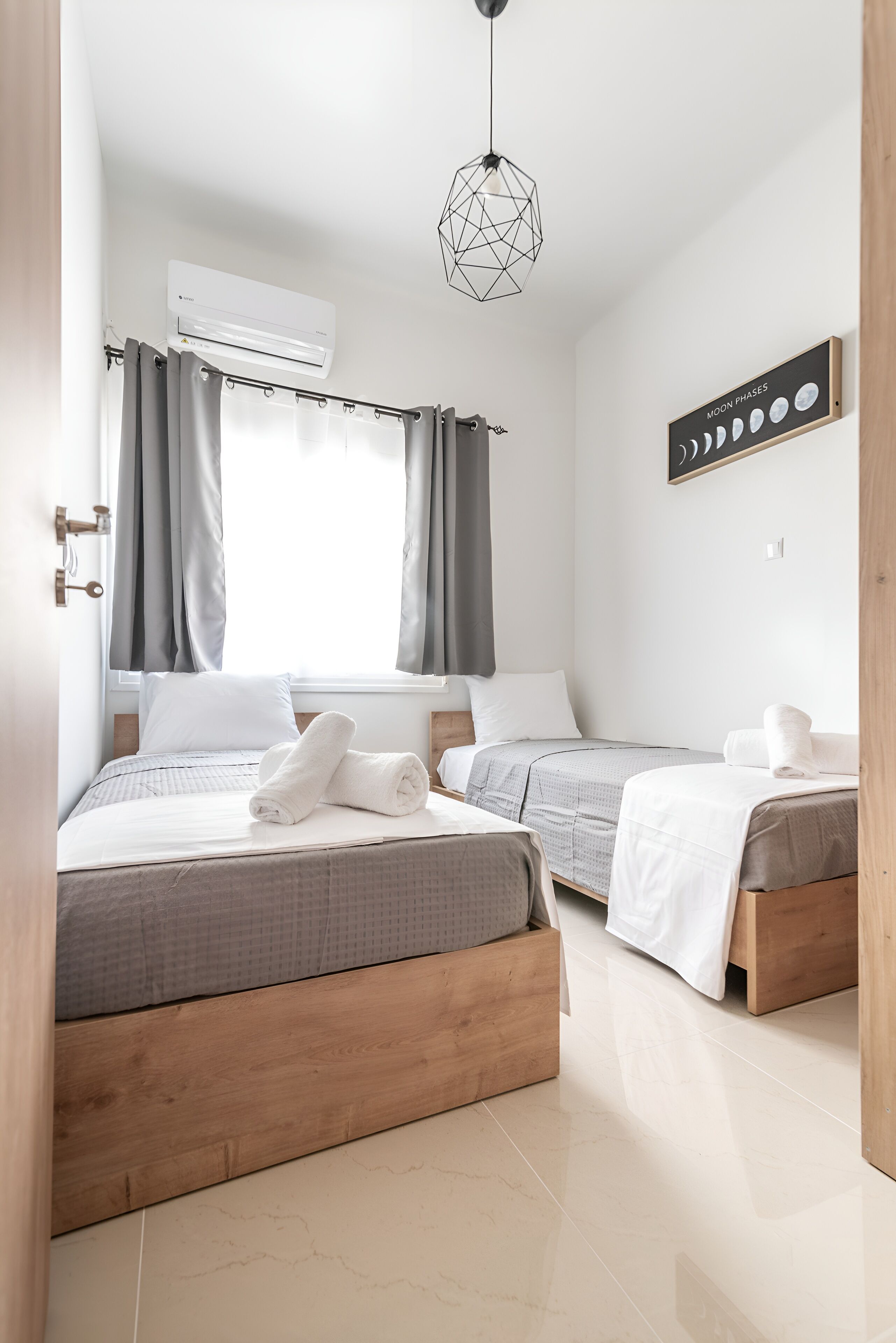 Suite Deluxe | Sábanas de algodón egipcio y ropa de cama de alta calidad