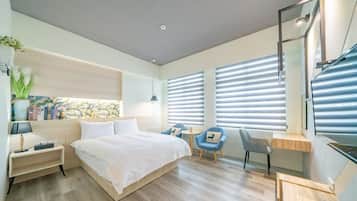 Superior Double Room | Living area | 34-inch LCD TV with digital channels, TV