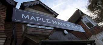 Maple Manor Hotel 