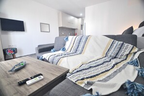 32-Zoll-LED-Fernseher mit Digitalempfang, Fernseher