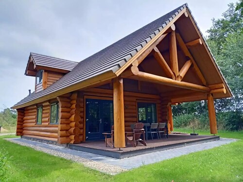 Unique wooden villa (5p) with sauna in Twente 1