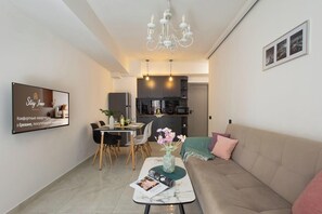 Executive Apartment, 1 Bedroom | Living area | 40-inch flat-screen TV with cable channels, pay movies - Stay Inn on Pushkin Street 43 (Yerevan)