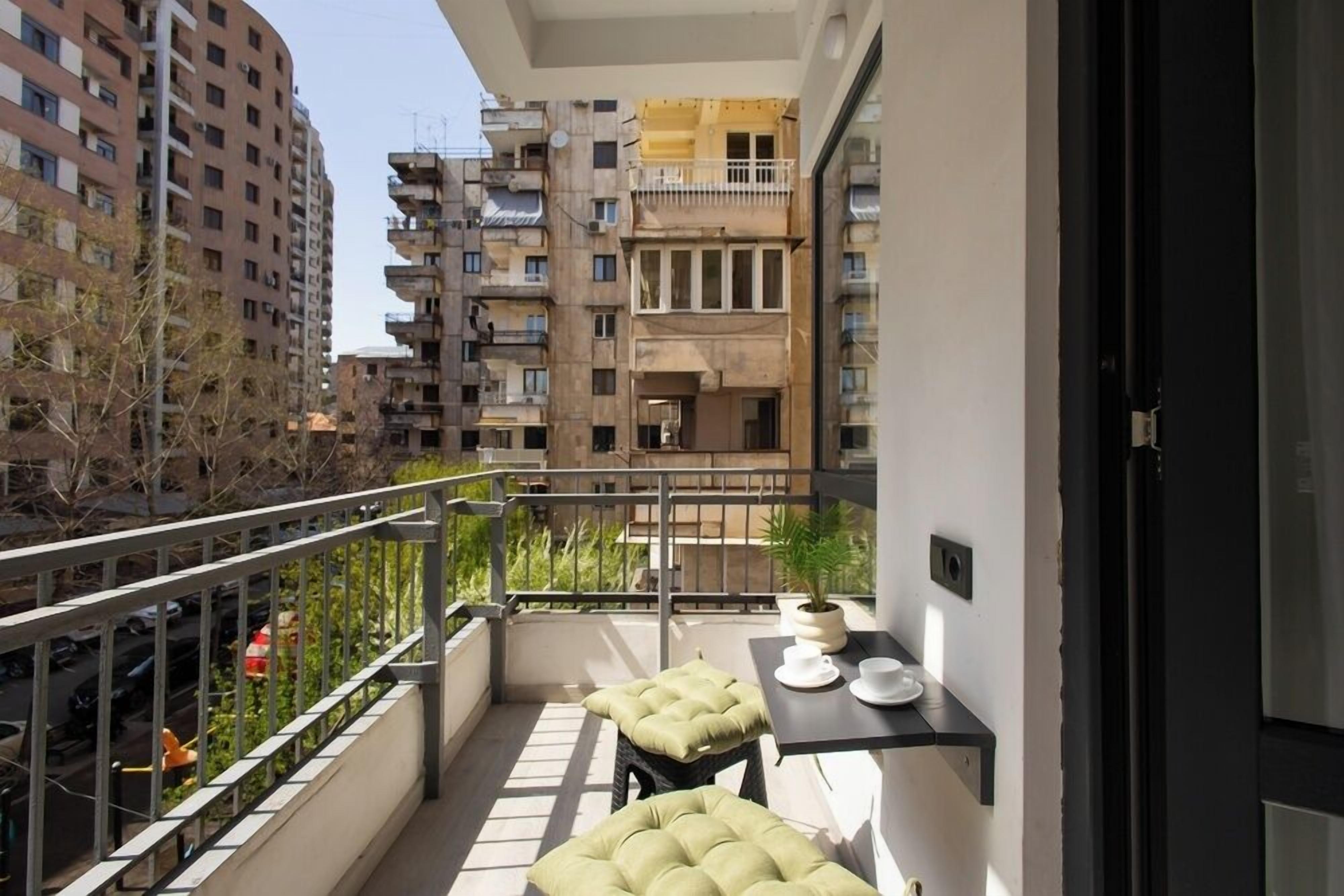 Departamento ejecutivo, 1 habitación | Balcón