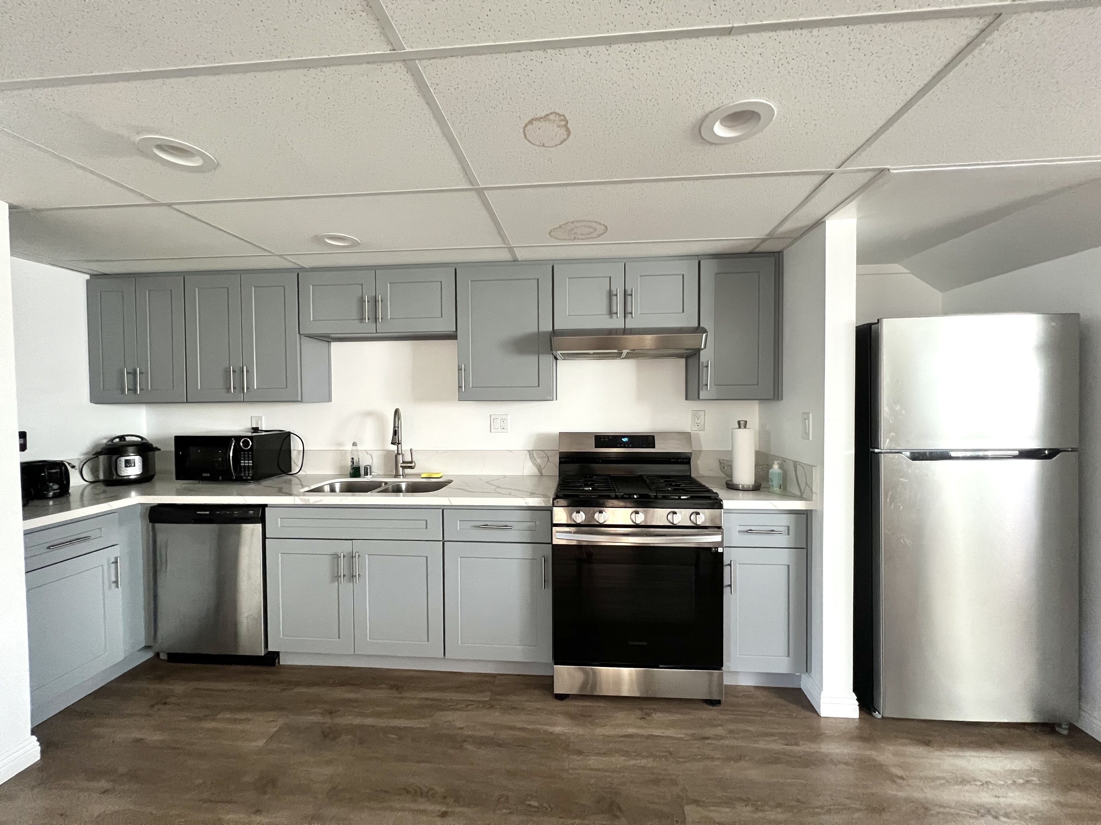 Newly Renovated 2BR/1BA Home