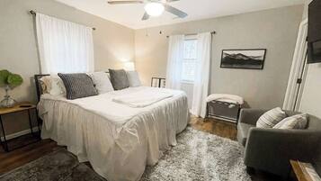 3 bedrooms, free WiFi, bed sheets