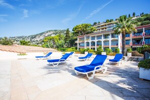 Terrace/patio - L'ANGE GARDIEN III AP4293 By Riviera Holiday Homes (Villefranche-sur-Mer)