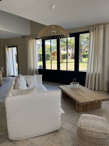 Jolie grange rénovée tout confort.