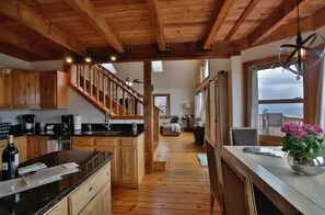 Fridge, microwave, oven, stovetop - Mountain House Spectacular Views near Asheville. No Helene Damage (Zirconia)