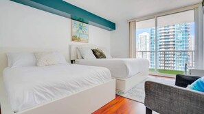 1 soverom, strykejern/-brett, wi-fi (inkludert) og sengetøy