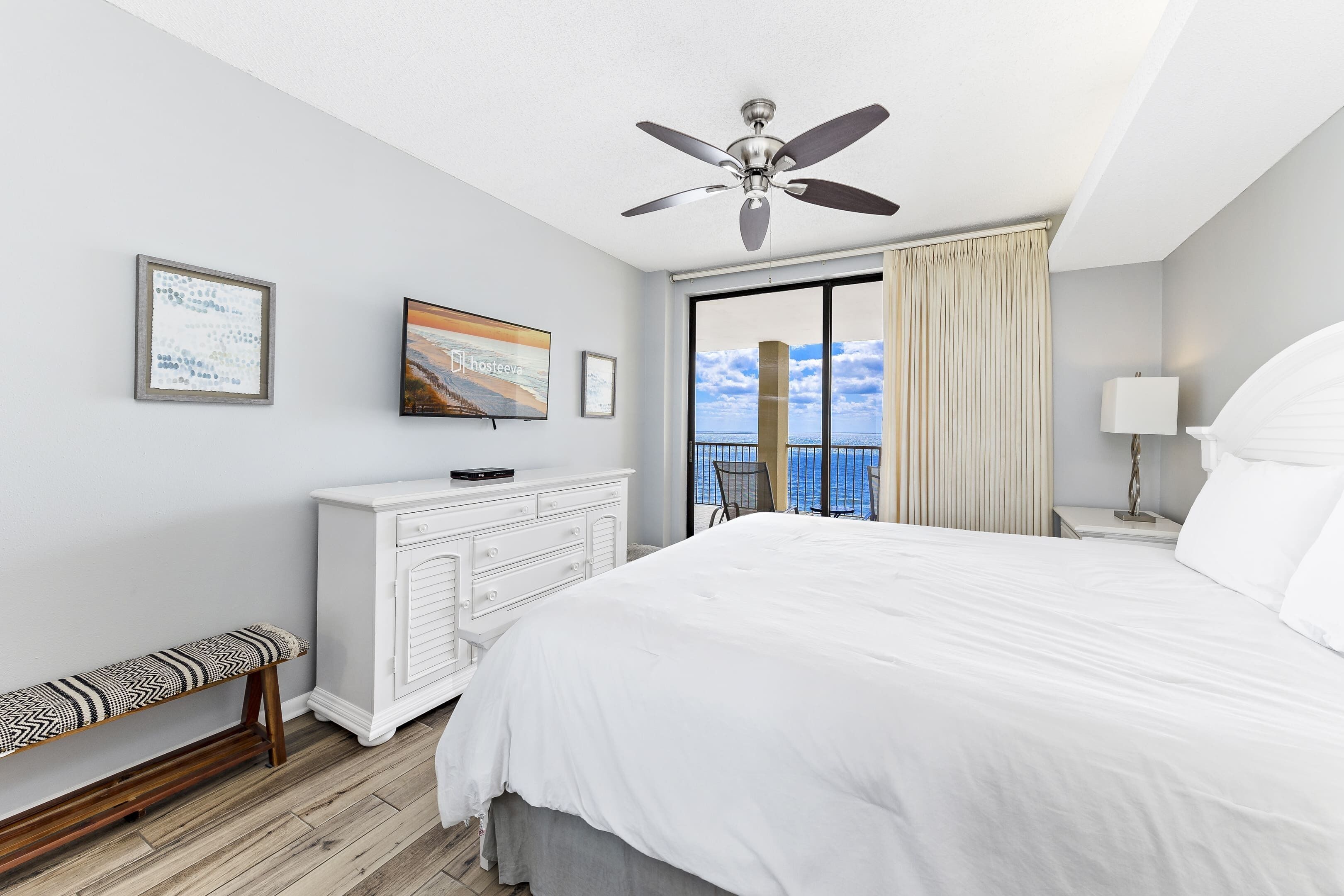 Signature Condo, 3 Bedrooms, Balcony, Beach View