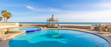 Indoor pool, outdoor pool
