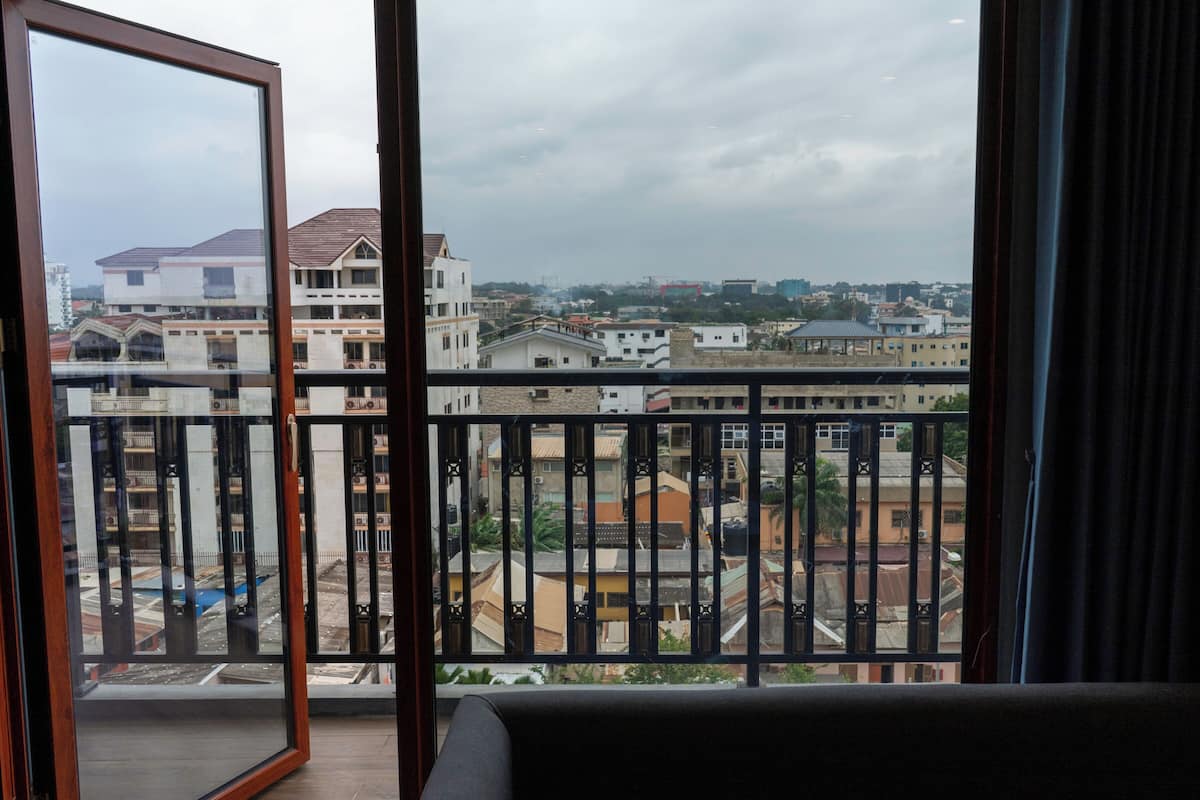 Kamar Single Eksekutif, 1 Tempat Tidur Queen, pemandangan kota | Meja kerja, ruang kerja ramah laptop, kedap suara, dan Wi-Fi gratis
