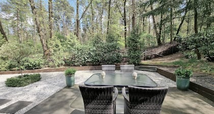 Chalet Pimpel & Mees; comfortably enjoy the peace and nature.