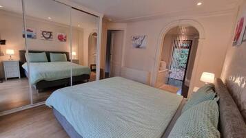 2 Schlafzimmer, Bügeleisen/Bügelbrett, kostenloses WLAN, Bettwäsche