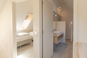 4 bedrooms, WiFi, wheelchair access - Newly built villa in Callantsoog! (Callantsoog)
