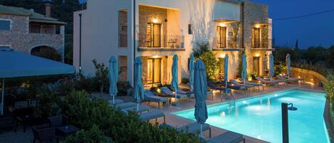 Front of property - evening/night