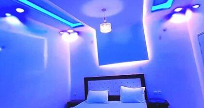 NICE ROOMS WITH COMPLIMENTARY BREAKFAST