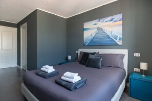 2 Schlafzimmer, Reisekinderbett, kostenloses WLAN