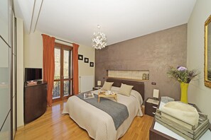 2 camere, ferro/asse da stiro, Wi-Fi gratuito, lenzuola