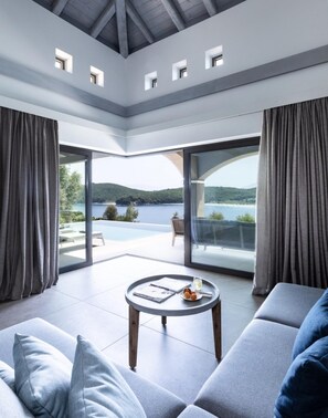 7 bedrooms - The House at Bella Mare - Stunning 7 Bedroom Villa (Corfu)