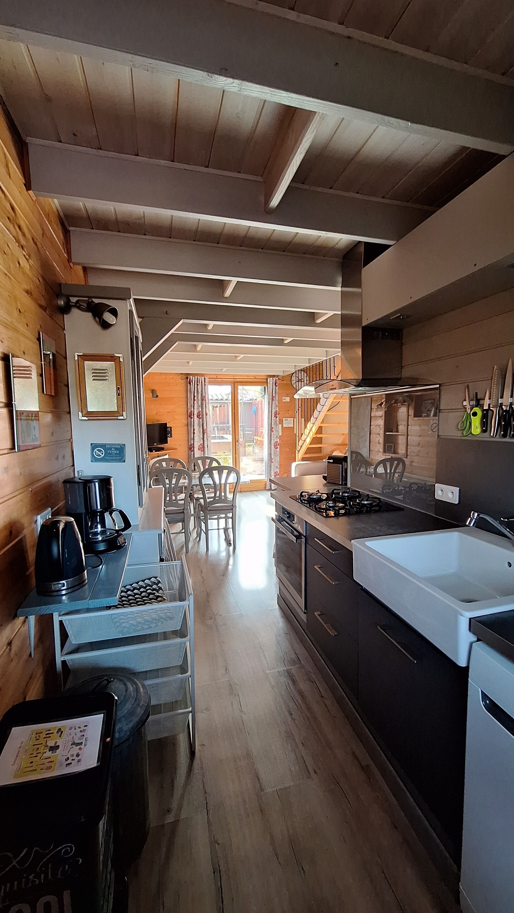 Microonde, forno, piano cottura, lavastoviglie