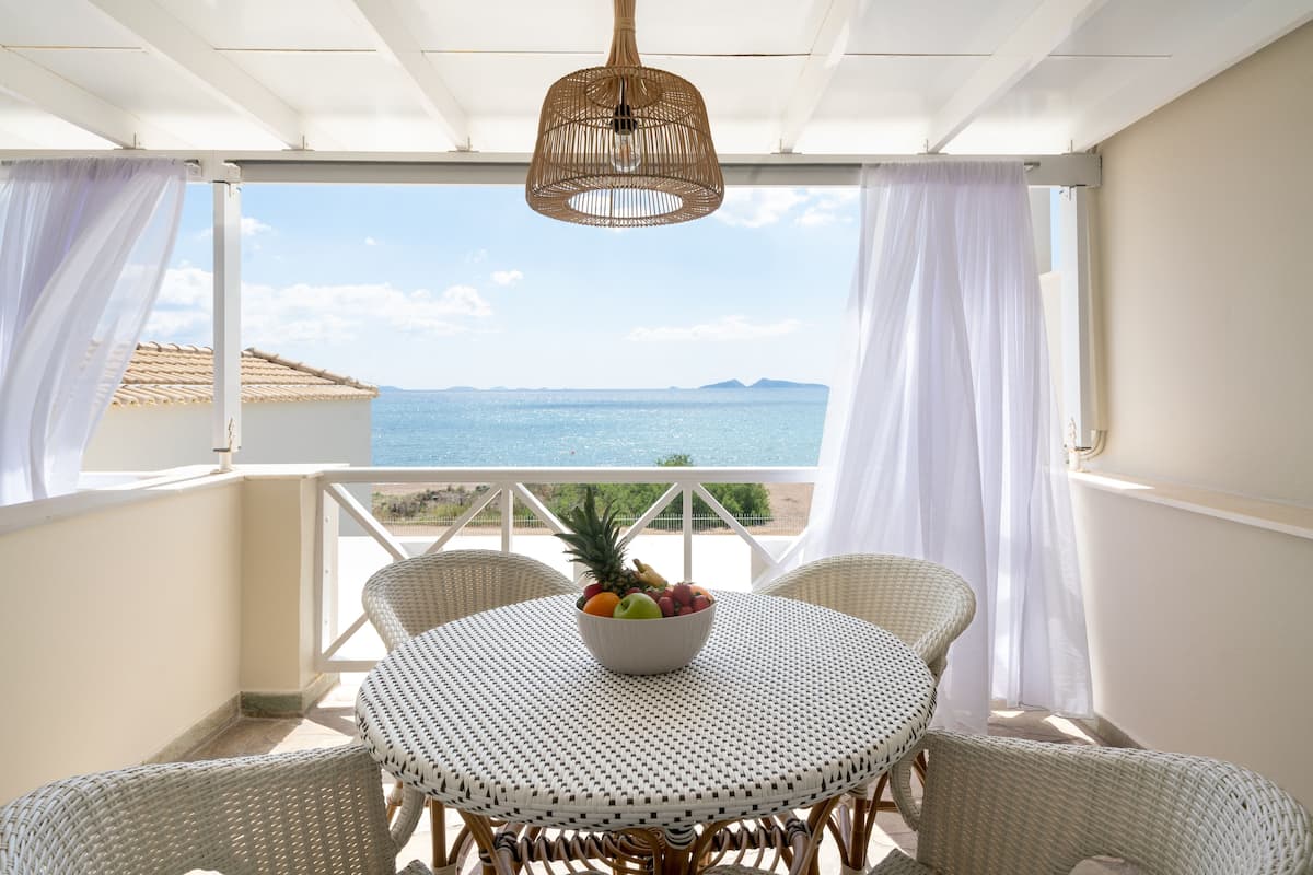 Double Room, Multiple Beds, Sea View, Mezzanine (09) | Beach/ocean view