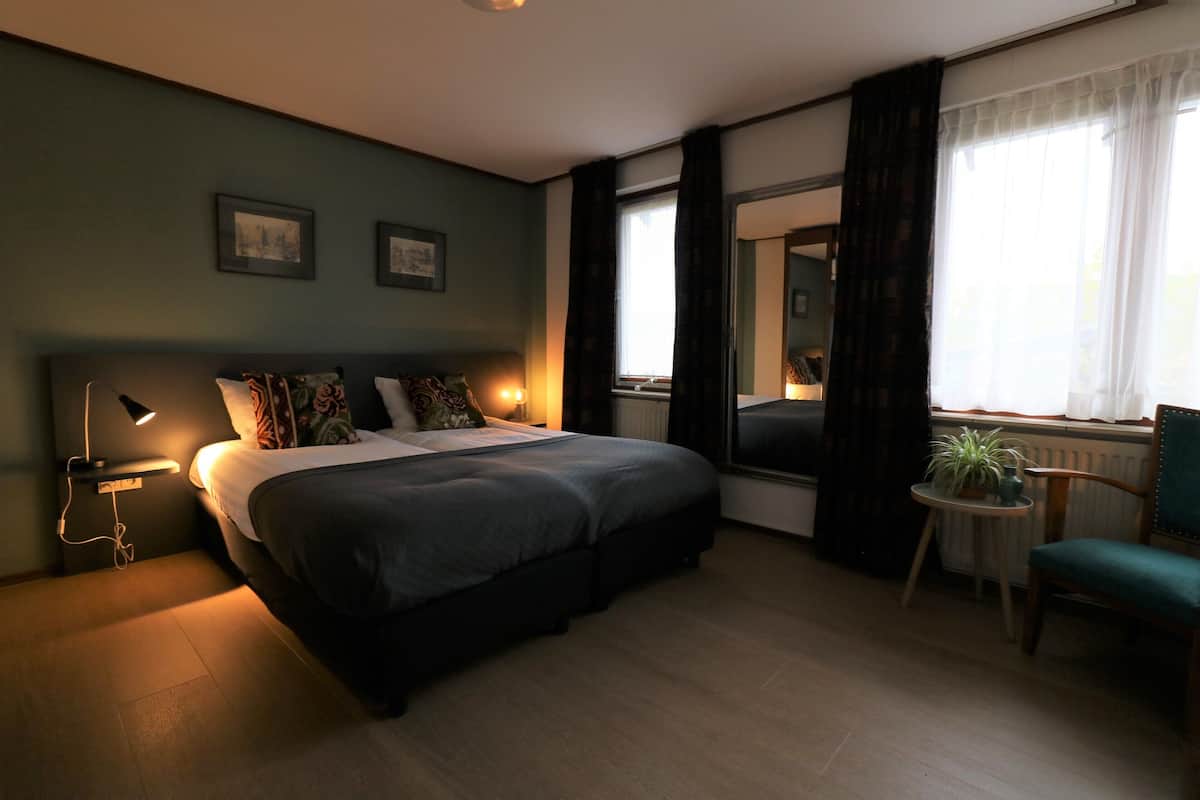 Standard Room | Individually decorated, individually furnished, desk, free WiFi