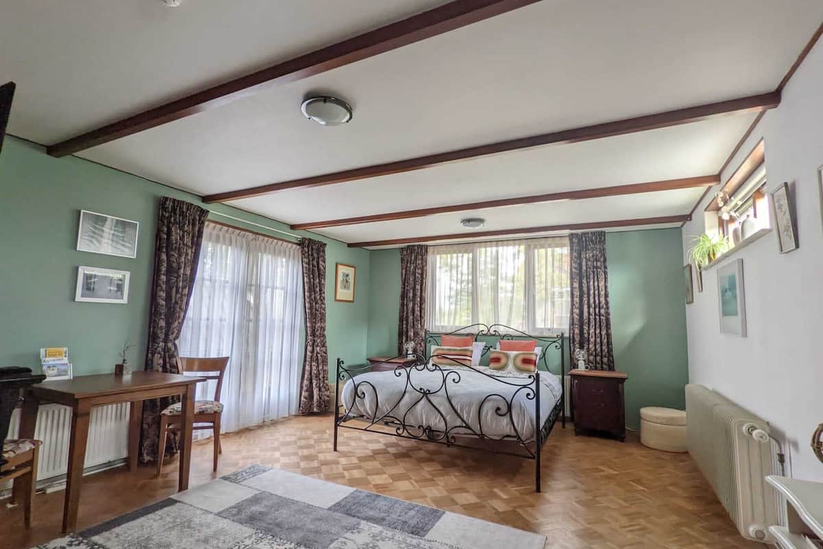 Deluxe Room | Individually decorated, individually furnished, desk, free WiFi