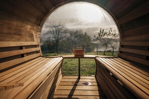 Sauna - Nature gite, natural swimming pool, sauna, Nordic bath, farmhouse (Augerolles)