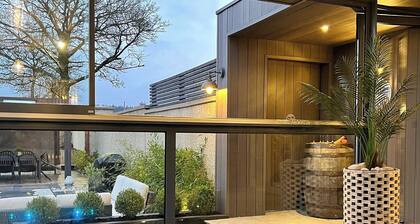 Escape your city to our country hideaway where you can feel rested, relaxed and invigorated.