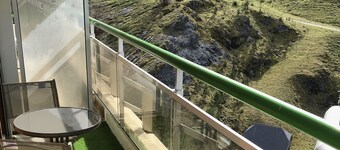 Le Skidoux 2* à Gourette, au pied des pistes