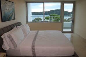 1 sovrum, strykjärn/strykbräda, wi-fi och sängkläder