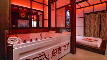 Romantic Double or Twin Room | Free WiFi, bed sheets