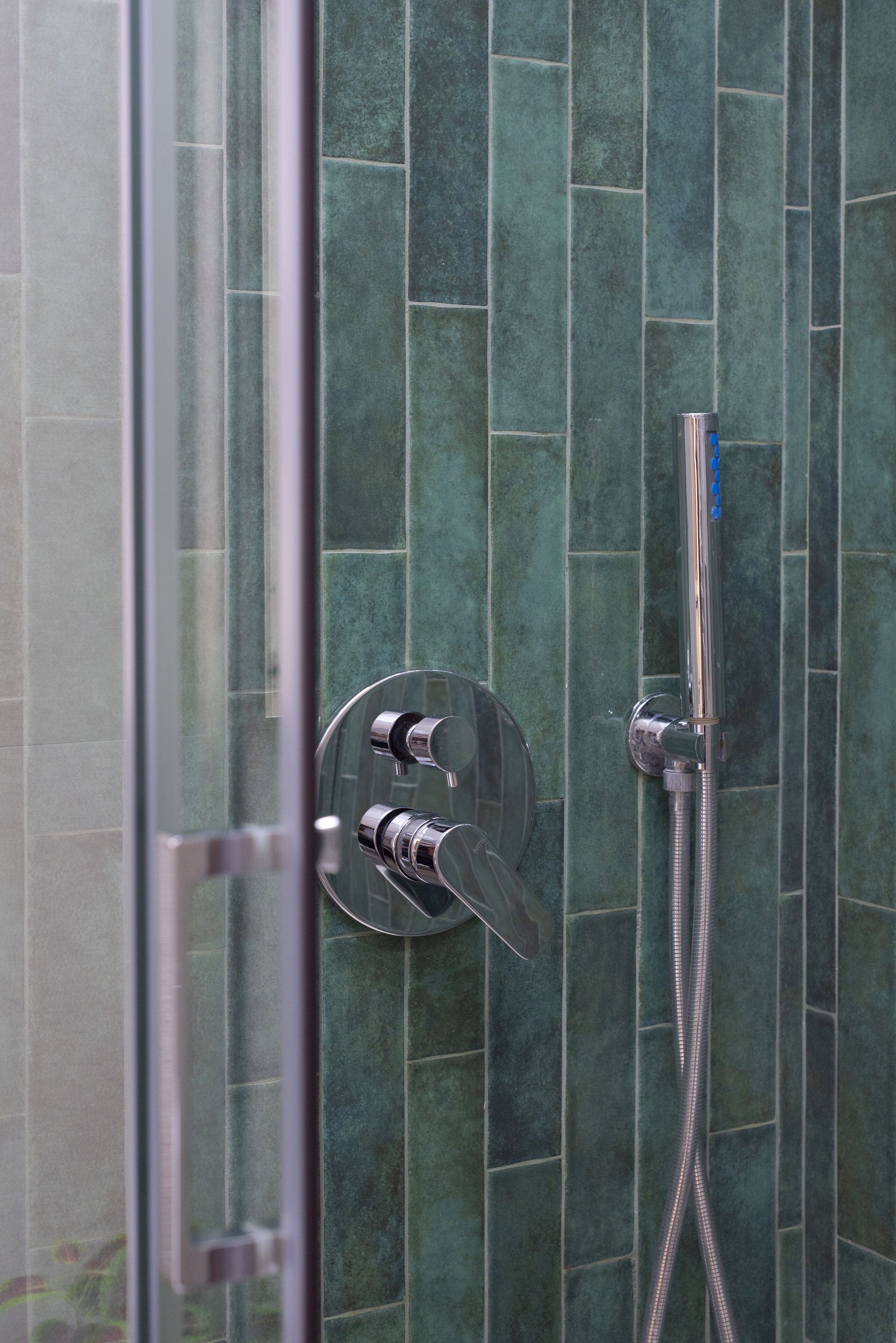Doccia, asciugacapelli, bidet, asciugamani