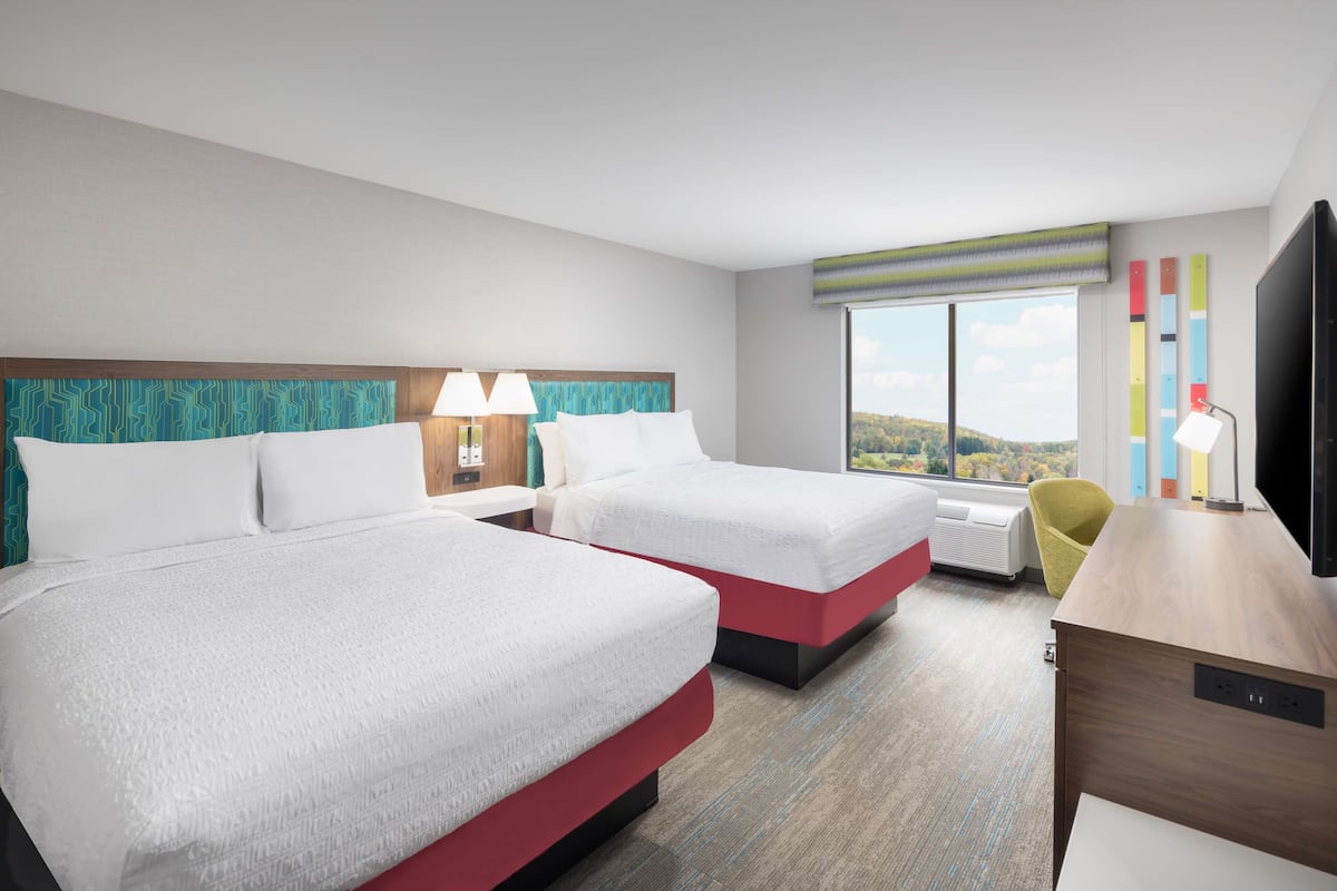 In-room safe, desk, iron/ironing board, free cots/infant beds