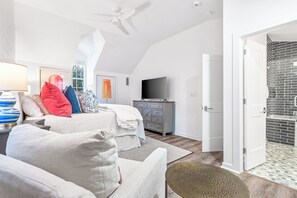 4 chambres, fer et planche à repasser, Wi-Fi, draps fournis