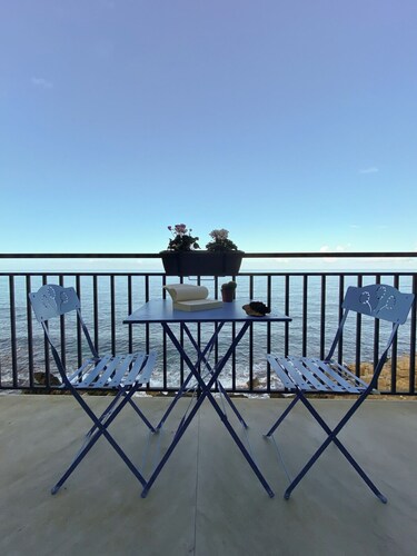 Apartment overlooking the sea of Cefalù