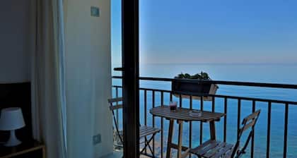 Apartment overlooking the sea of Cefalù