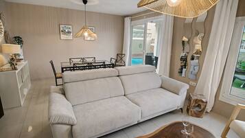 TV, streaming services