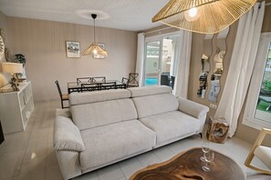 TV, streaming services