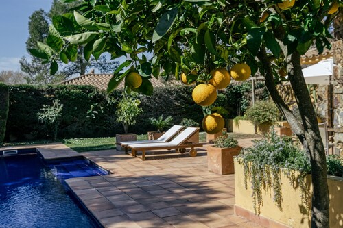 Villa 'Maria' with Private Pool, Wi-Fi and Air Conditioning