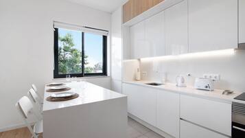 Fridge, microwave, oven, stovetop