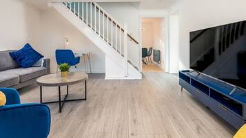 Smart TV, Netflix, streaming services