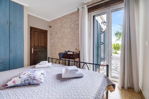3 chambres, fer et planche Ă repasser, Wi-Fi gratuit, draps fournis
